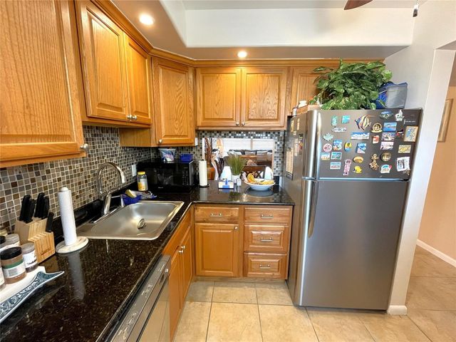 7837 Golf Circle Drive 206, Margate, FL 33063
