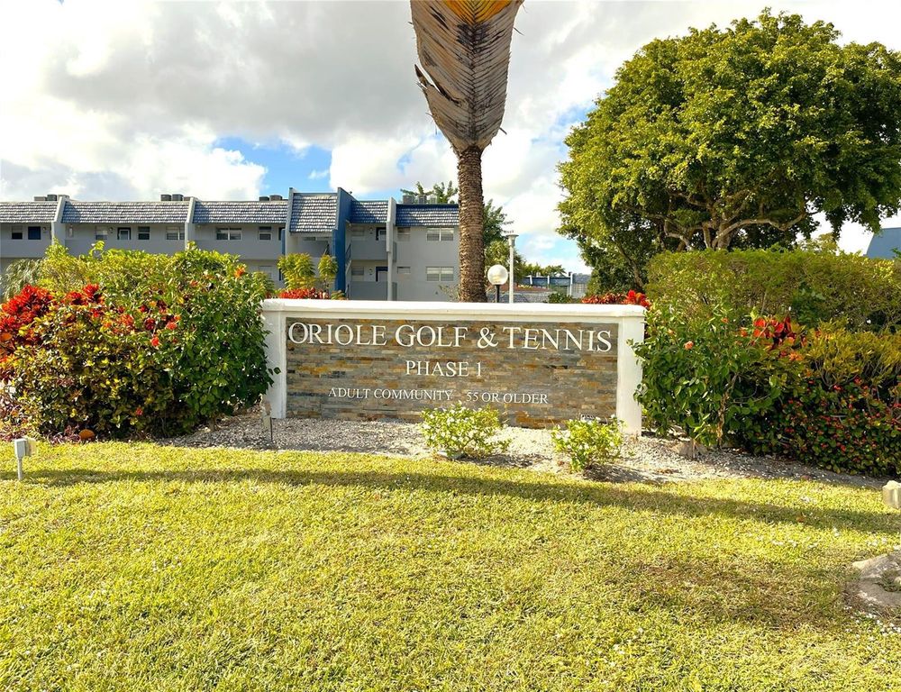 7837 Golf Circle Drive 206, Margate, FL 33063