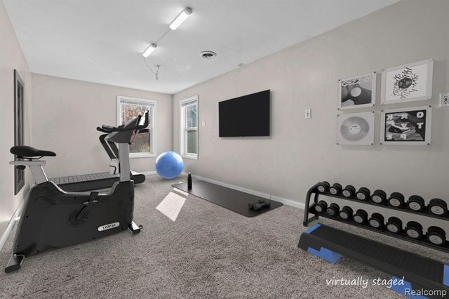 11026 Colony Road, Pinckney, MI 48169