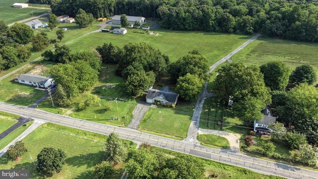 16384 ABBOTTS POND RD, Milford, DE 19963
