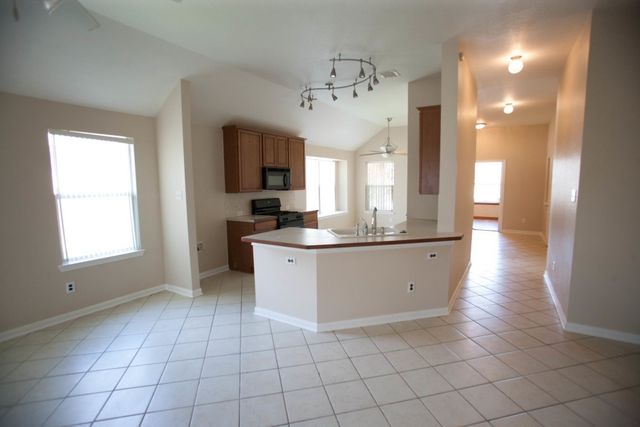 2725 Sunlight Drive, Little Elm, TX 75068