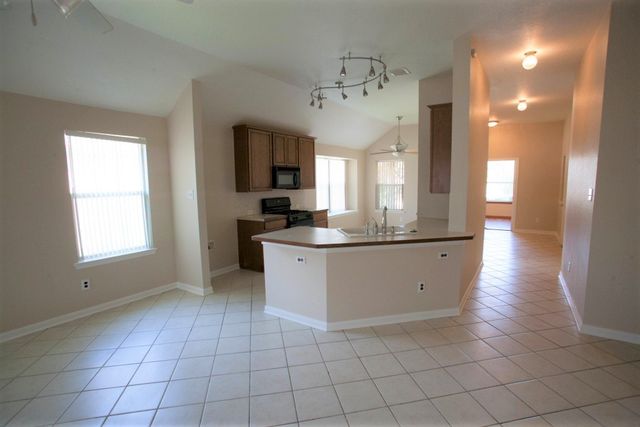 2725 Sunlight Drive, Little Elm, TX 75068