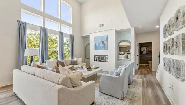 5610 Rosehall Place, Atlanta, GA 30349