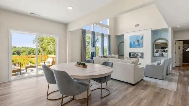 5610 Rosehall Place, Atlanta, GA 30349