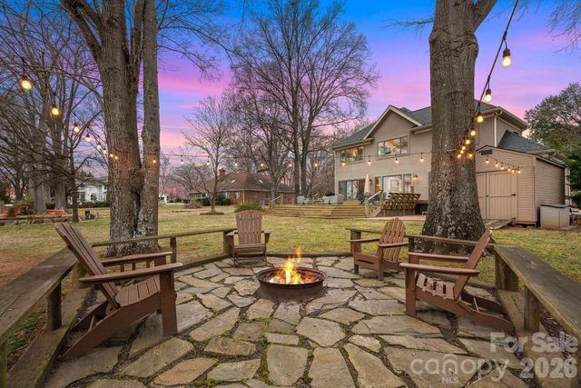 18019 Whispering Oaks Drive, Cornelius, NC 28031