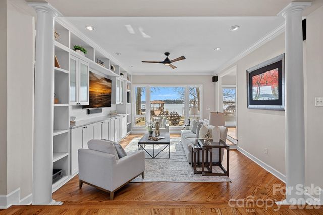 18019 Whispering Oaks Drive, Cornelius, NC 28031