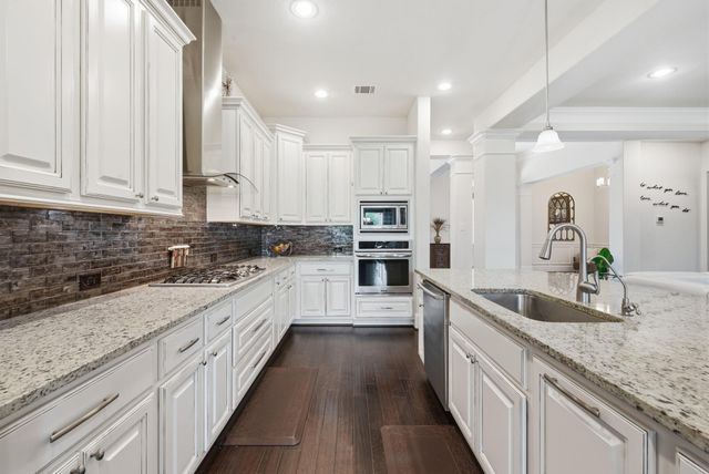 4320 Egremont Place, College Station, TX 77845