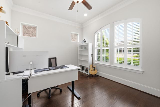 4320 Egremont Place, College Station, TX 77845
