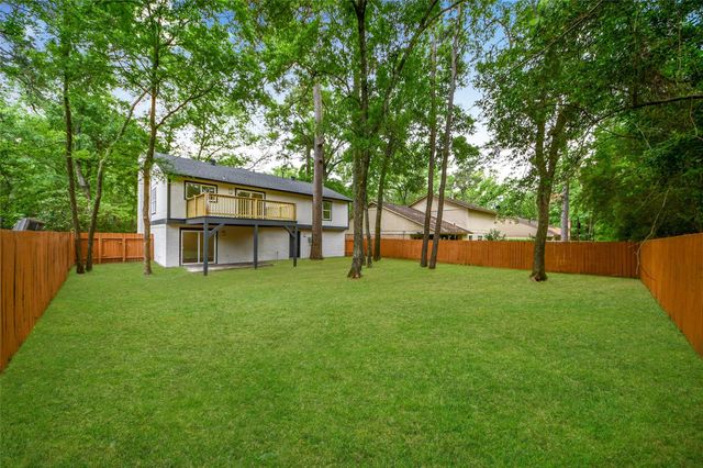 33 Kittiwake Court, The Woodlands, TX 77380