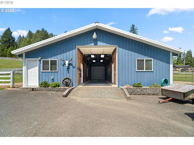 11119 N MYRTLE Rd, Myrtle Creek, OR 97457