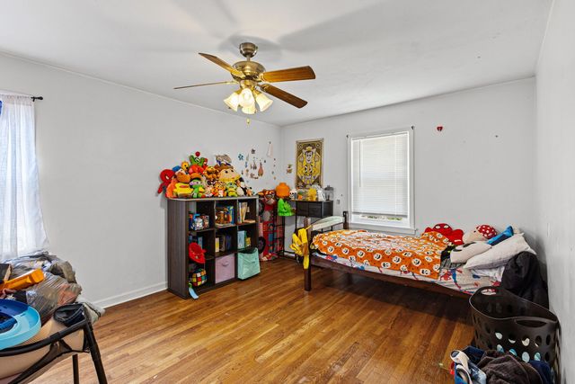11035 S Avenue E, Chicago, IL 60617