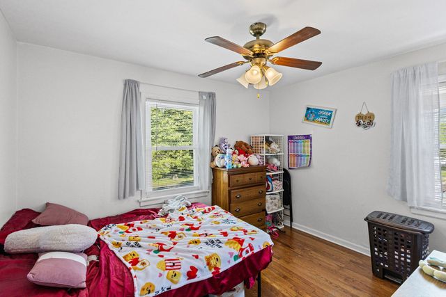 11035 S Avenue E, Chicago, IL 60617