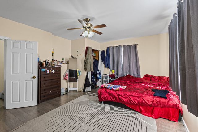 11035 S Avenue E, Chicago, IL 60617