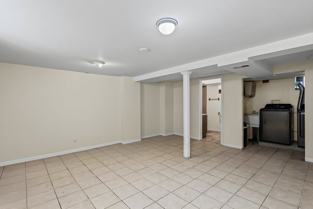 11035 S Avenue E, Chicago, IL 60617