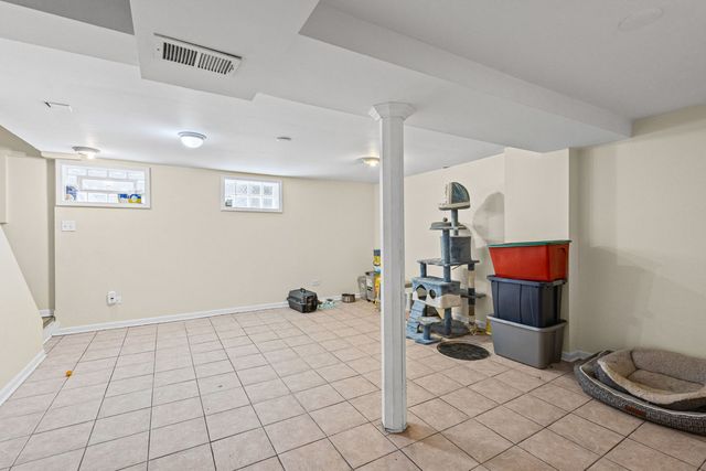 11035 S Avenue E, Chicago, IL 60617