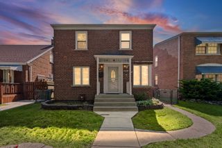 11035 S Avenue E, Chicago, IL 60617