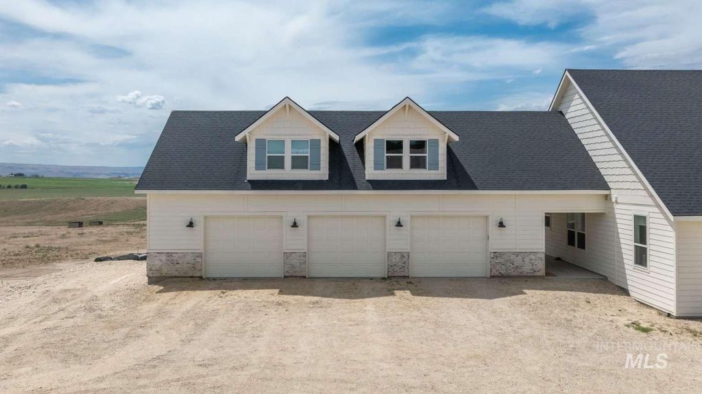 9853 Salmon Ridge Pl, Nampa, ID 83686 photo 4