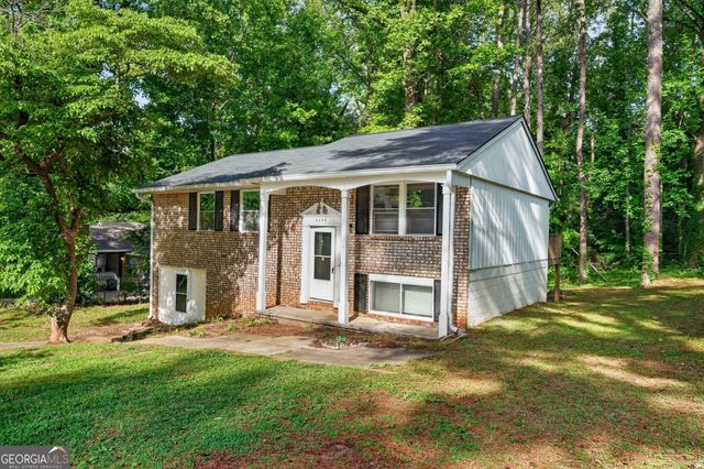 6444 Fleur De Lis Drive, Morrow, GA 30260