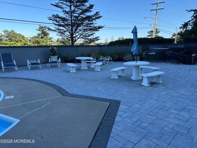 300 Ocean Avenue N D5, Long Branch, NJ 07740