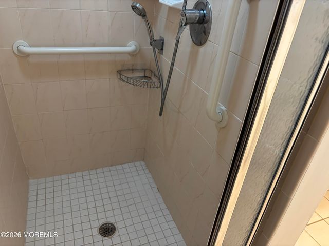300 Ocean Avenue N D5, Long Branch, NJ 07740