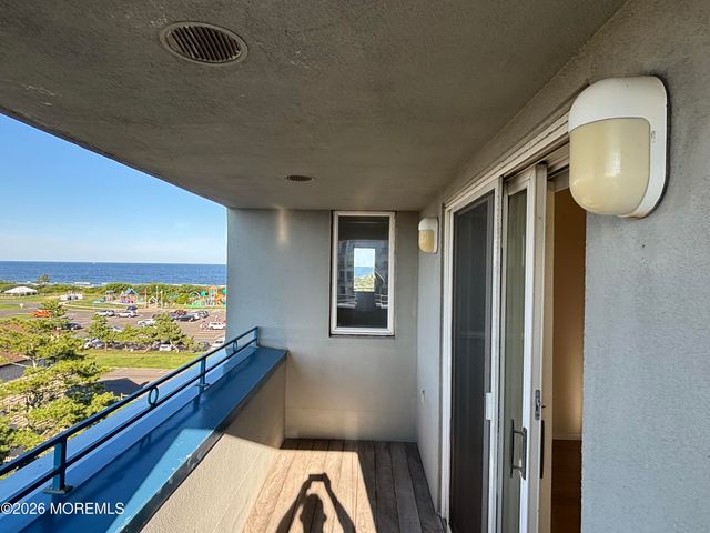 300 Ocean Avenue N D5, Long Branch, NJ 07740