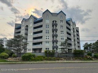 300 Ocean Avenue N D5, Long Branch, NJ 07740