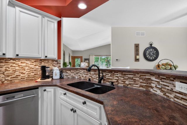 2090 Yahara Drive, Stoughton, WI 53589