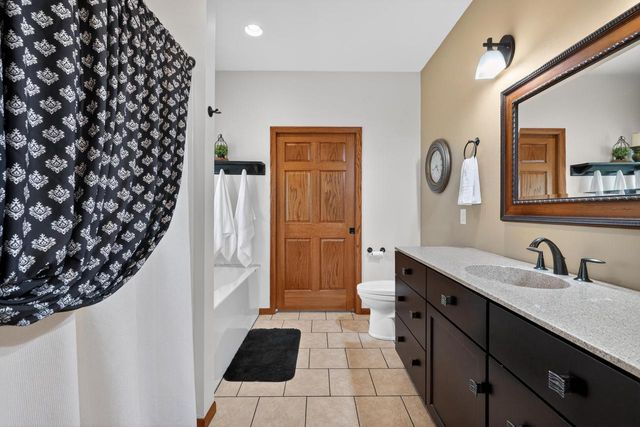 2090 Yahara Drive, Stoughton, WI 53589