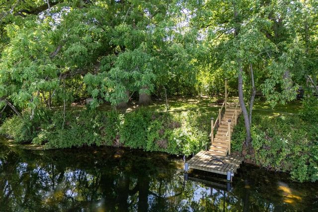 2090 Yahara Drive, Stoughton, WI 53589