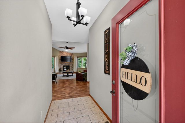 2090 Yahara Drive, Stoughton, WI 53589