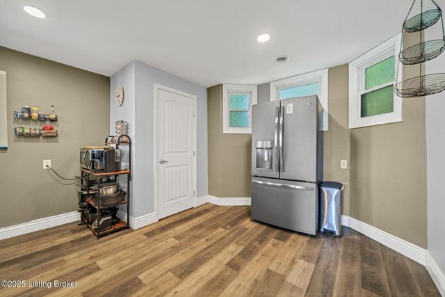 4739 S 3rd St, Louisville, KY 40214