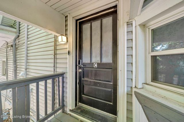 4739 S 3rd St, Louisville, KY 40214