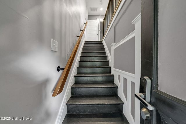 4739 S 3rd St, Louisville, KY 40214