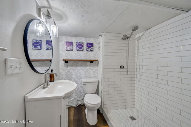 4739 S 3rd St, Louisville, KY 40214