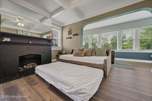 4739 S 3rd St, Louisville, KY 40214