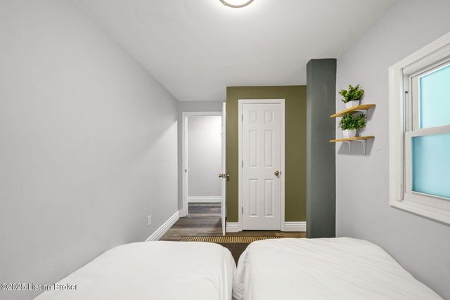 4739 S 3rd St, Louisville, KY 40214