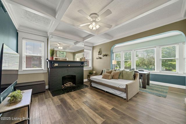 4739 S 3rd St, Louisville, KY 40214