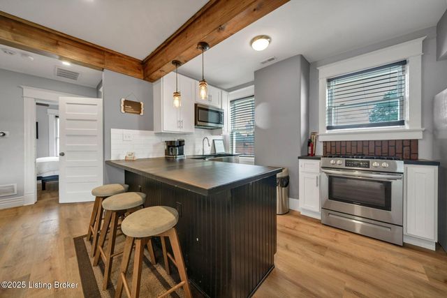 4739 S 3rd St, Louisville, KY 40214