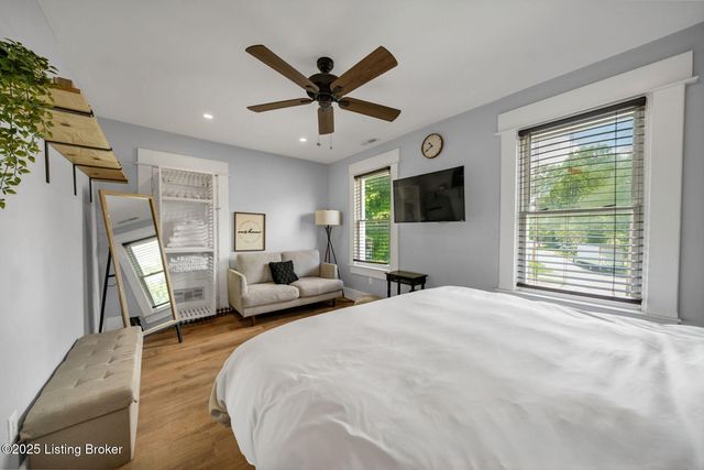 4739 S 3rd St, Louisville, KY 40214