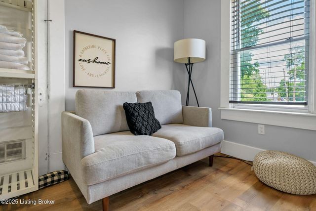 4739 S 3rd St, Louisville, KY 40214