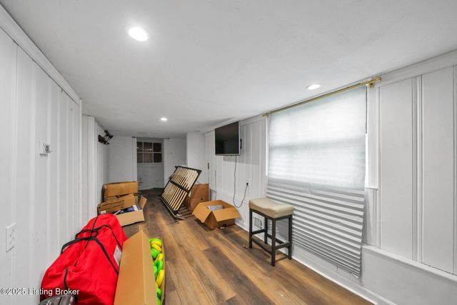 4739 S 3rd St, Louisville, KY 40214