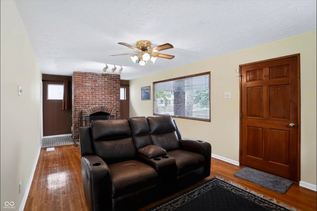 1164 N Gladstone Avenue, Indianapolis, IN 46201