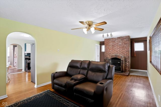1164 N Gladstone Avenue, Indianapolis, IN 46201