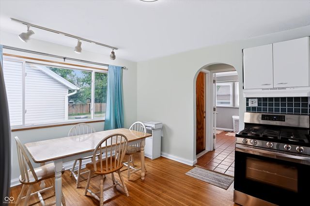 1164 N Gladstone Avenue, Indianapolis, IN 46201