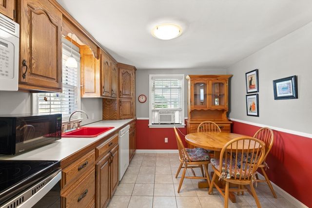 100 Pleasant Street, Raynham, MA 02767