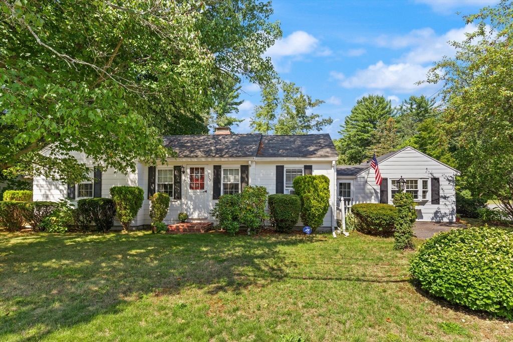 100 Pleasant Street, Raynham, MA 02767
