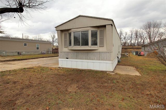 44 Susanne Court, Caseyville, IL 62232