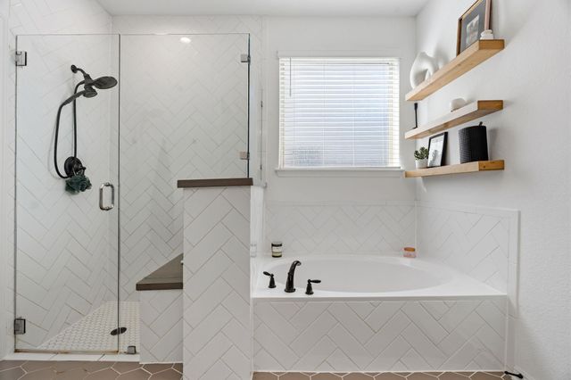 9900 Bayshore BND 65, Austin, TX 78726