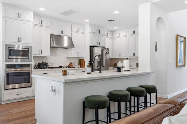 9900 Bayshore BND 65, Austin, TX 78726