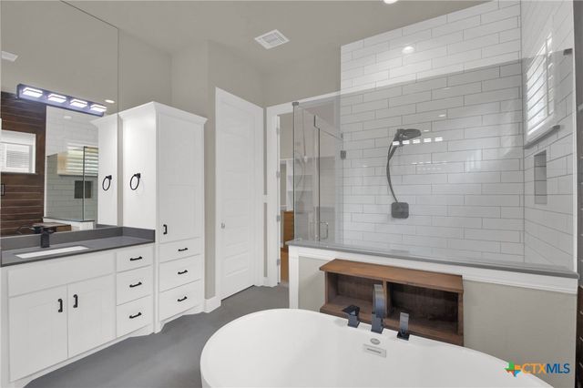 3901 Stanyan Drive, Round Rock, TX 78681